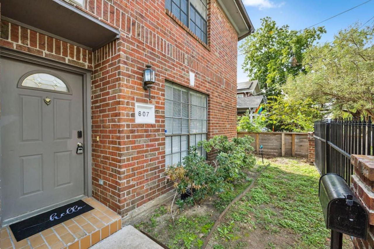 Montrose Two Homes 4 Bedroom 3400Sf Sleeps 20 Downtown Multiple Families Houston Dış mekan fotoğraf